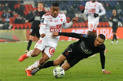 雨燕体育高清直播在线